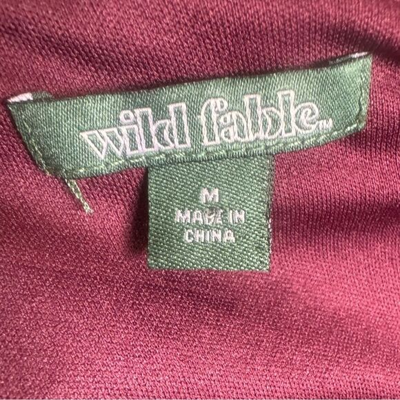 Wild Fable plum burgundy wine velvet ribbed crop top size medium - Picture 6 of 7